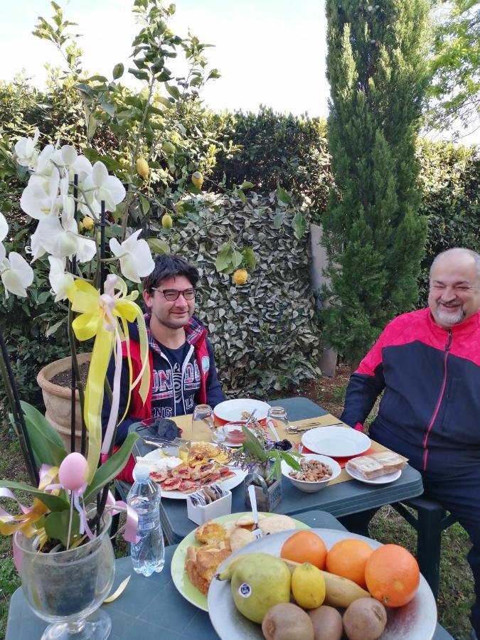 B&B Il Giardino Etrusco Saturnia Bagian luar foto