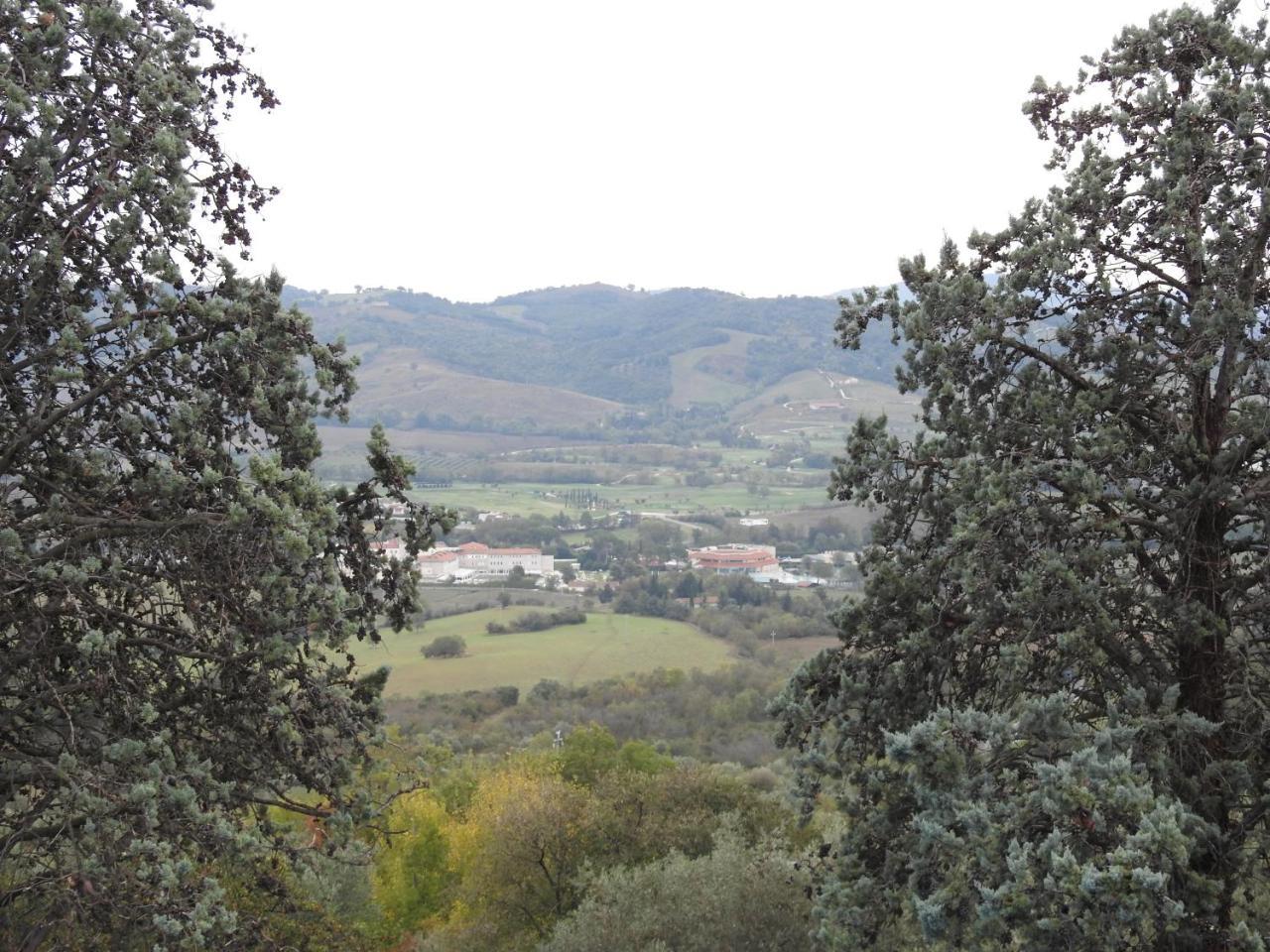 B&B Il Giardino Etrusco Saturnia Bagian luar foto